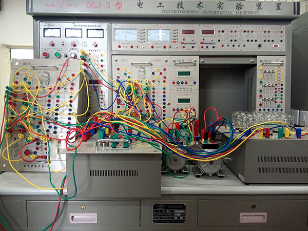 三相異步電動機(jī)有哪些電氣保護(hù)措施? 三相異步電動機(jī)有哪些電氣保護(hù)措施?